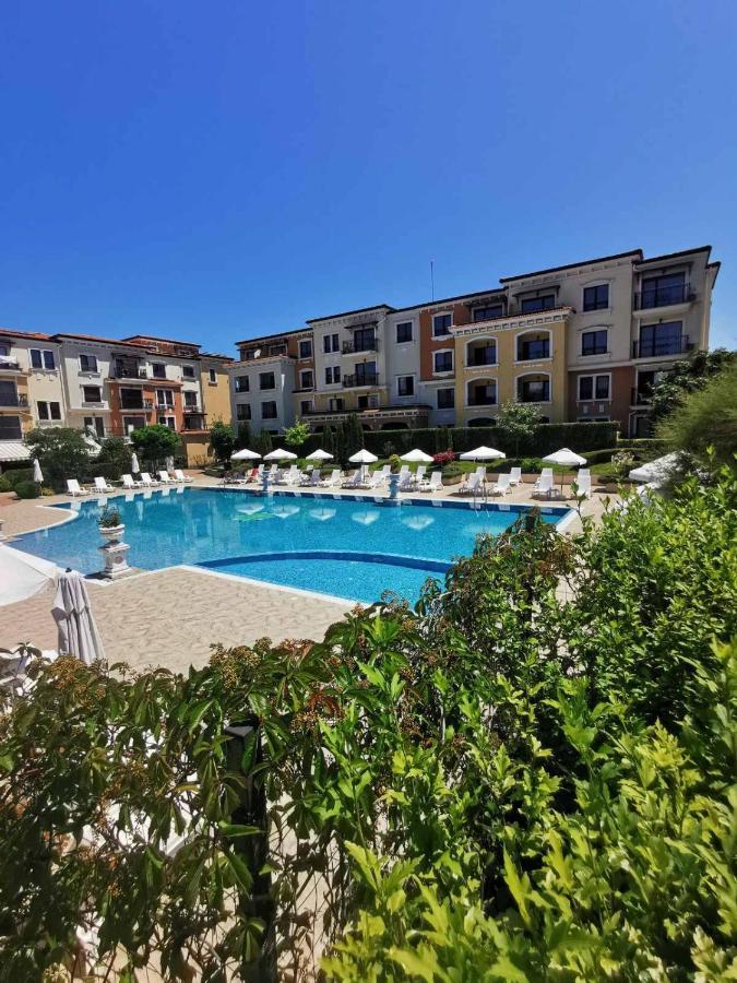 Lily Beach - Apartment 408A Sozopol Bagian luar foto