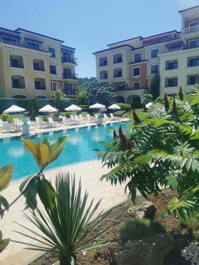 Lily Beach - Apartment 408A Sozopol Bagian luar foto
